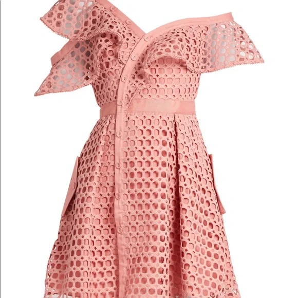 Self Portrait Pink Lace Cocktail Dress size 2 fit like size 0 - Picture 2 of 9